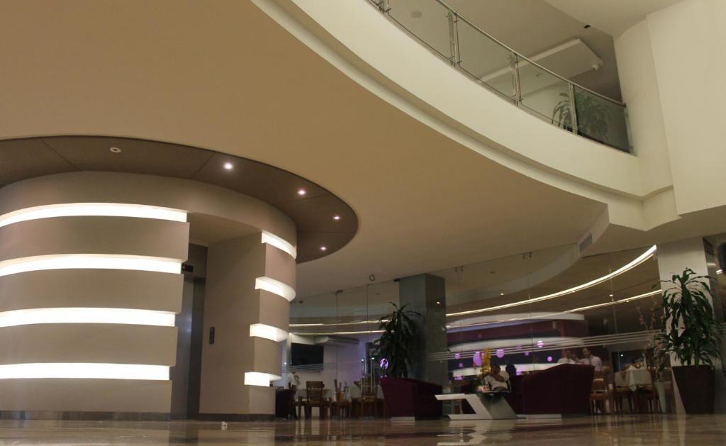 Hotel Atrium Plaza Барранкілья Екстер'єр фото